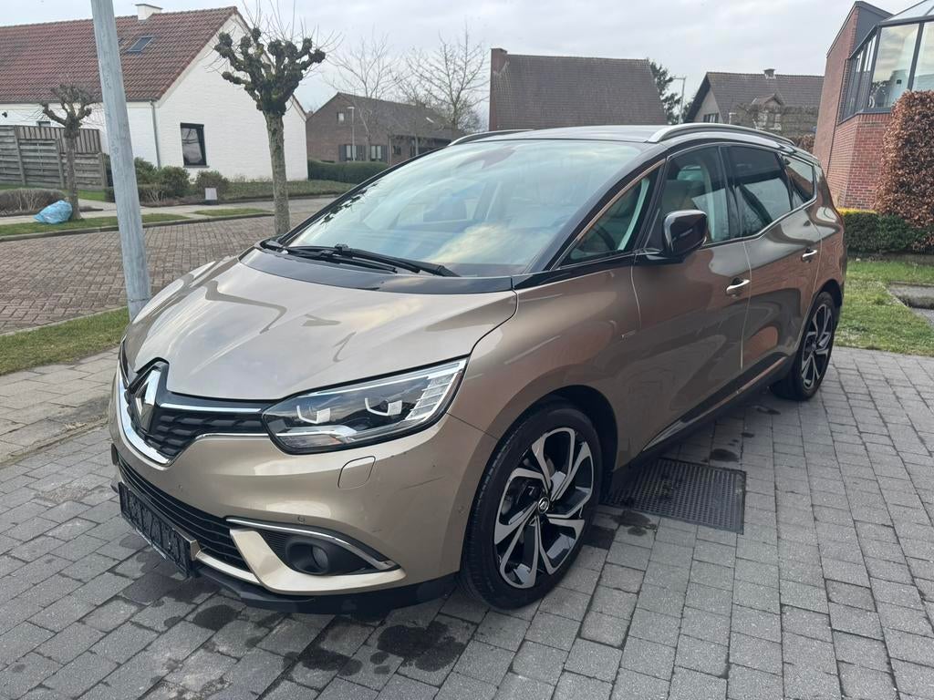 Renault Senic 1.6 diesel Automaat 7 zetels, Auto's, Renault, Testrit aan huis, Monovolume, 4 cilinders, Bruin