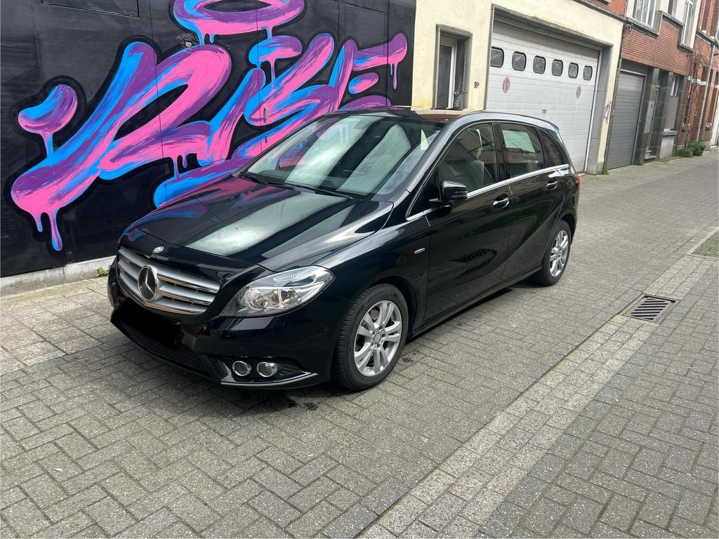 Mercedes benz B200 1.6 benzine Automaat in topstaat, Auto's, Mercedes-Benz, Automaat, Particulier, Adaptive Cruise Control, B-Klasse