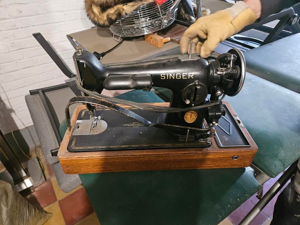Machine a coudre Singer, Antiquités & Art, Antiquités | Machines à coudre, Enlèvement