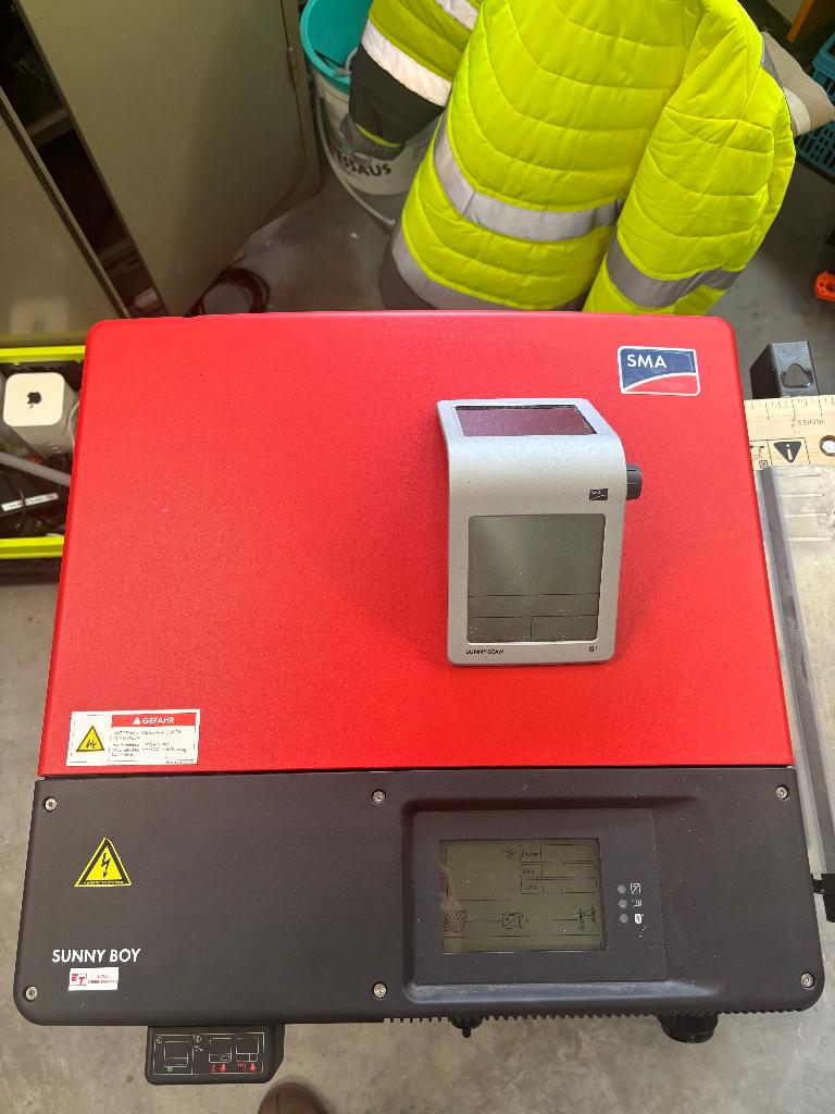 Omvormer SMA SunnyBoy voor zonnepanelen, Bricolage & Construction, Panneaux solaires & Accessoires, Enlèvement, Utilisé, Système complet