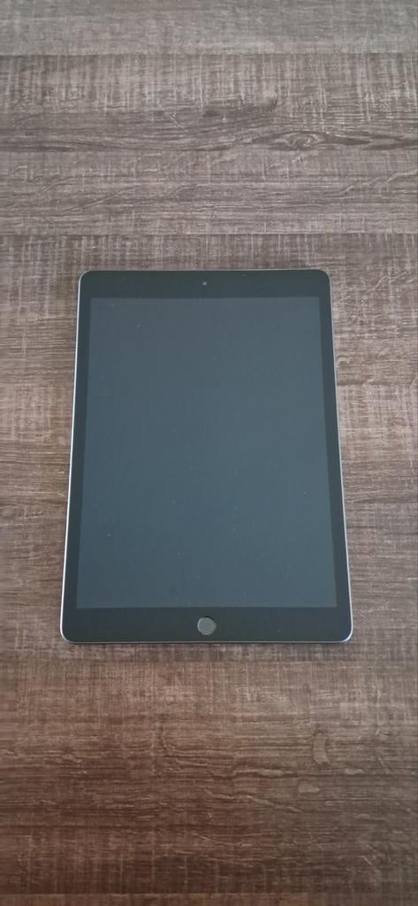 Ipad 8e generatie, Computers en Software, Apple iPads, 32 GB, Apple iPad, Zo goed als nieuw, Grijs