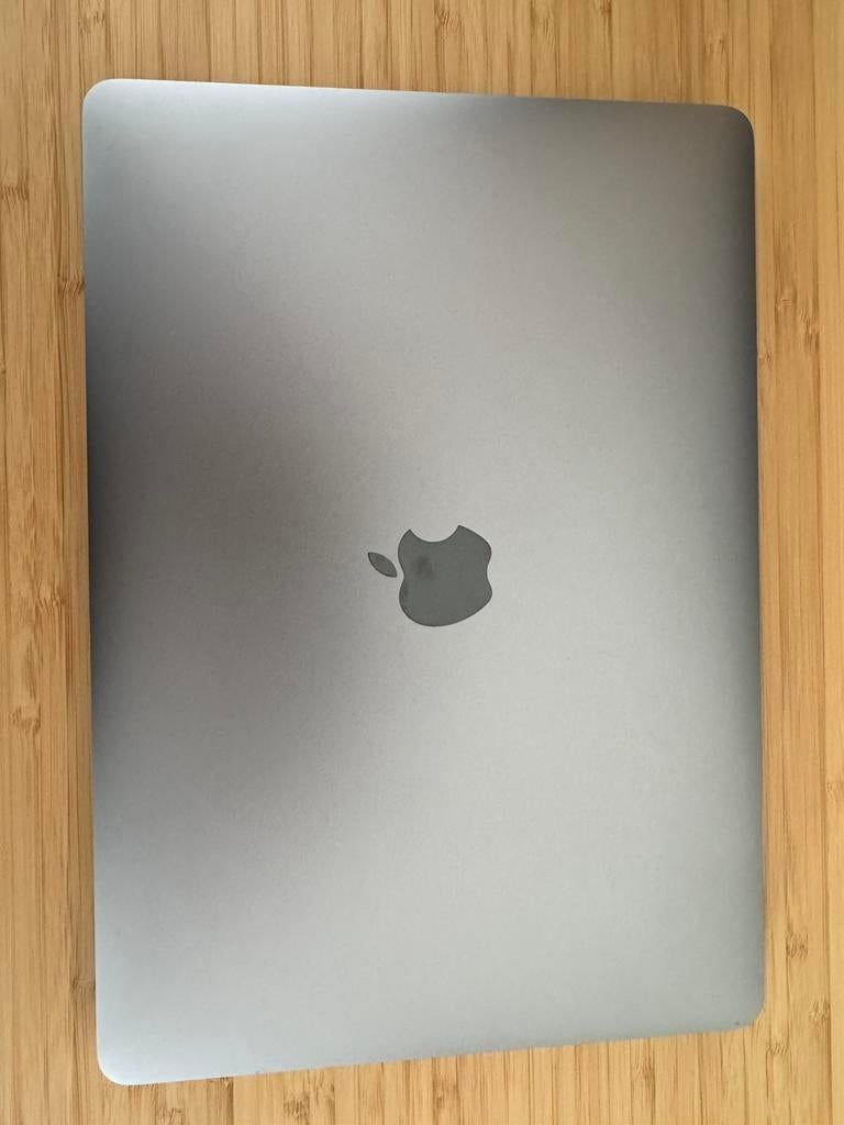 Apple MacBook Pro 13” M1 16 GB 512 GB space silver Touch Bar, Computers en Software, Ophalen, 512 GB, Zo goed als nieuw, MacBook