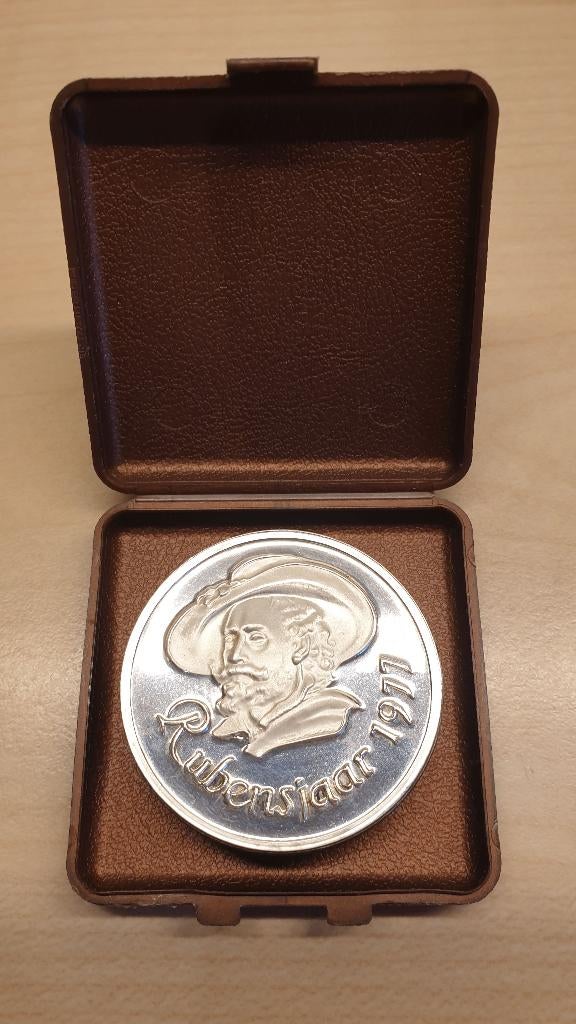 Zilveren Rubens munt Rubensjaar Antwerpen 1977 38mm 25g, Postzegels en Munten, Ophalen, Zilver