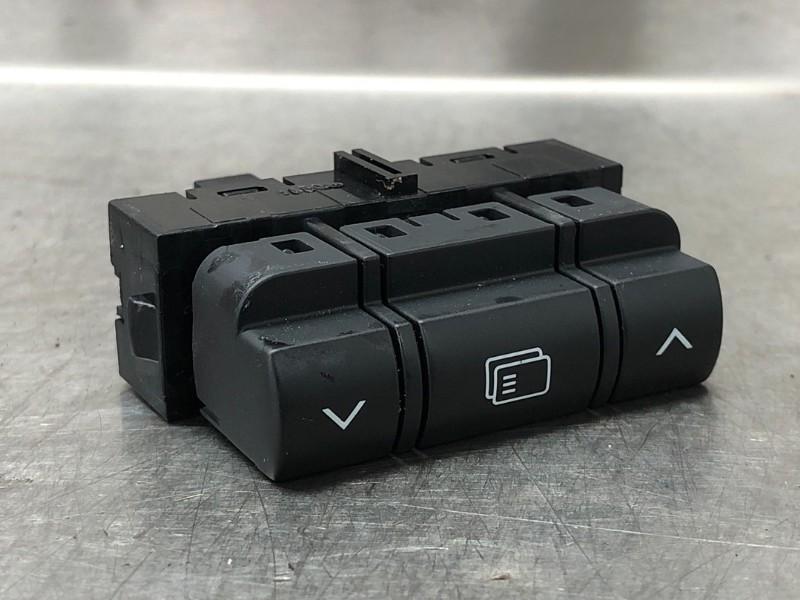 SCHAKELAARS DIVERSEN Mitsubishi Eclipse Cross (GK / GL), Gebruikt, Mitsubishi