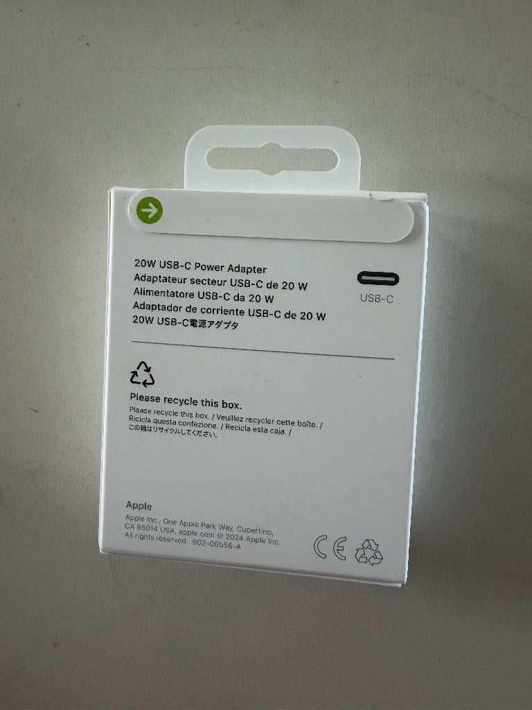 Apple USB C 20W power adapter, Informatique & Logiciels, Chargeurs d'ordinateur portable, Enlèvement ou Envoi, Neuf, Apple