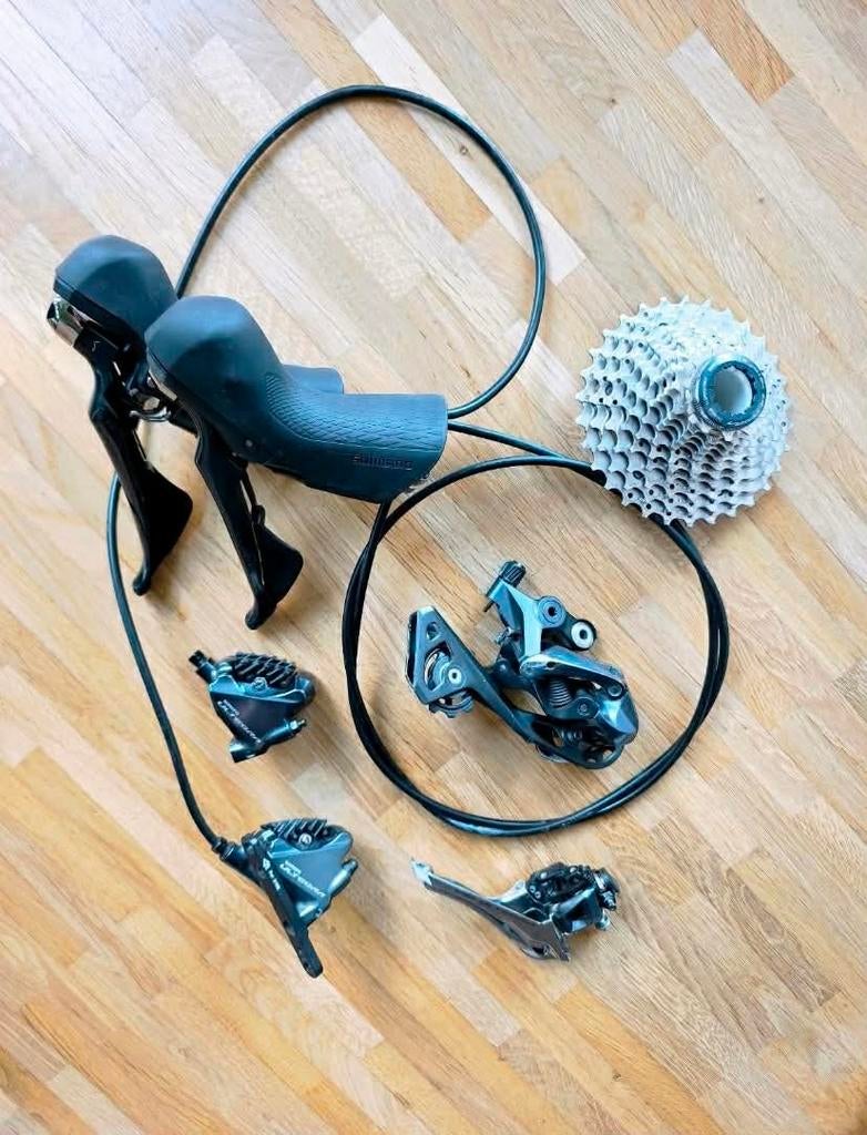 Shimano Ultegra 8000 serie groepset, Bijoux, Sacs & Beauté, Bracelets à breloques, Enlèvement ou Envoi