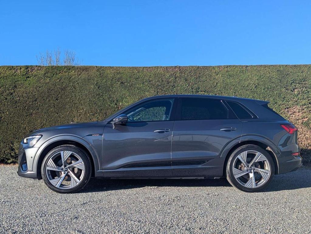 Audi Q8 e-tron (Q8)e-tron 2x s-line- ambiance - B&O, Auto's, Audi, Automaat, 230 kW, Gebruikt, Zwart