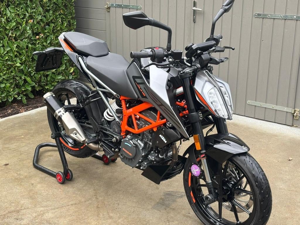 Ktm duke 125