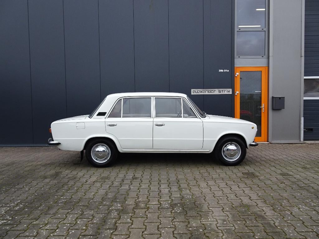Lada 1300 1975 keurig exemplaar, Auto's, Lada, 4 deurs, Achterwielaandrijving, Overige modellen, 4 cilinders