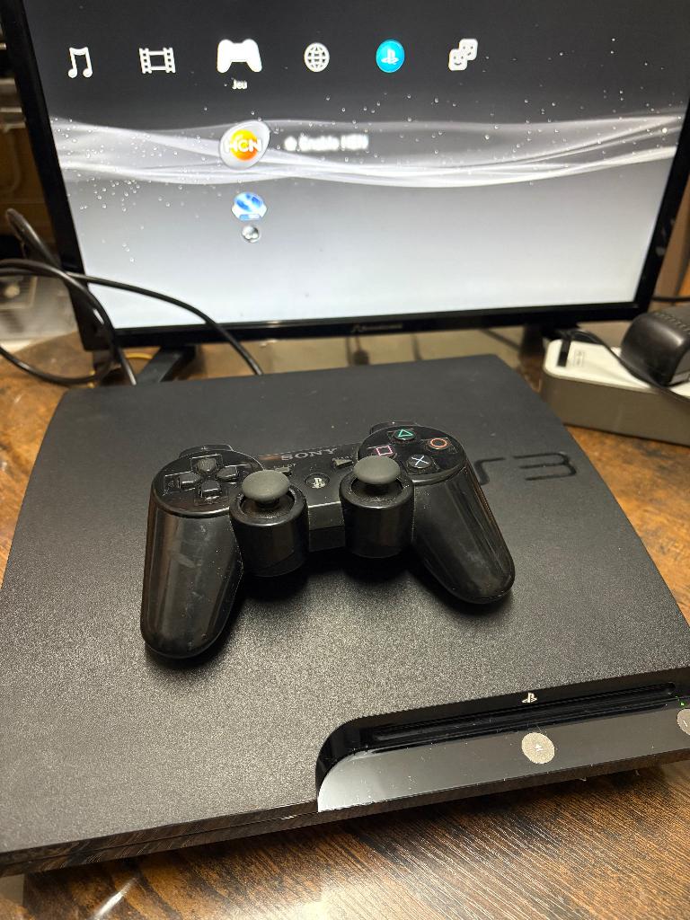 ps3  slim améliorée hen, Consoles de jeu & Jeux vidéo, Enlèvement ou Envoi, Comme neuf, Ordinateurs reliés, À partir de 3 ans