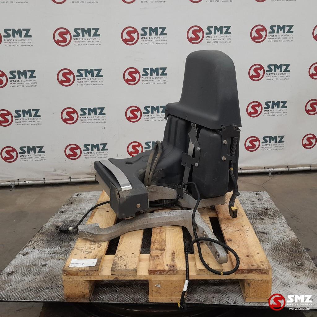 Occ Réservoir AdBlue + capteur de niveau AdBlue +, Utilisé, Renault, Systèmes à carburant