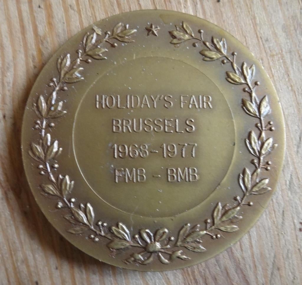 medaille holiday's fair brussel, Ophalen of Verzenden, Brons