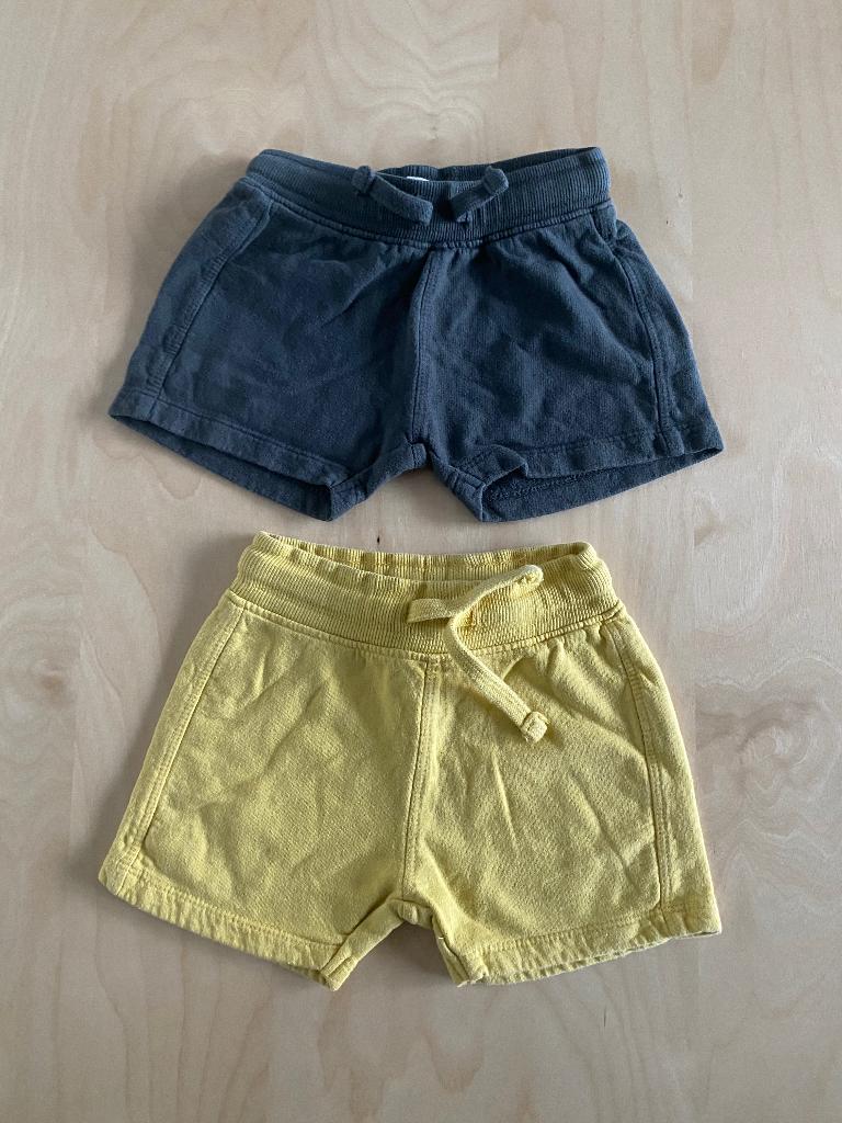 Short kinderen, 2 stuks, Kinderen en Baby's, Babykleding | Maat 74, Ophalen of Verzenden, Gebruikt, Hema