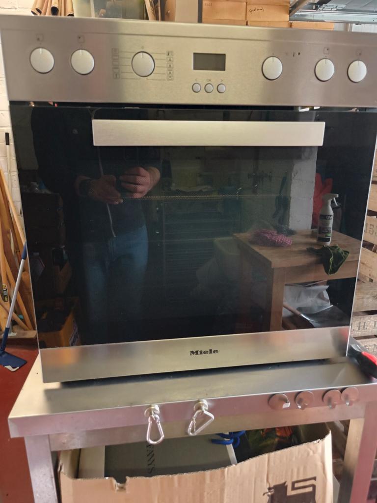 Miele inbouwoven met bijhorende keramische kookplaat, Ophalen, Gebruikt, Hete lucht, 60 cm of meer