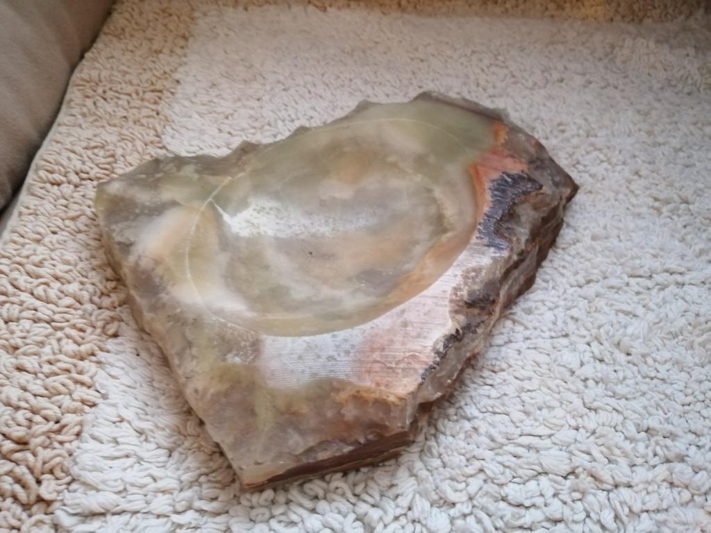 Cendrier de table ancien, Enlèvement