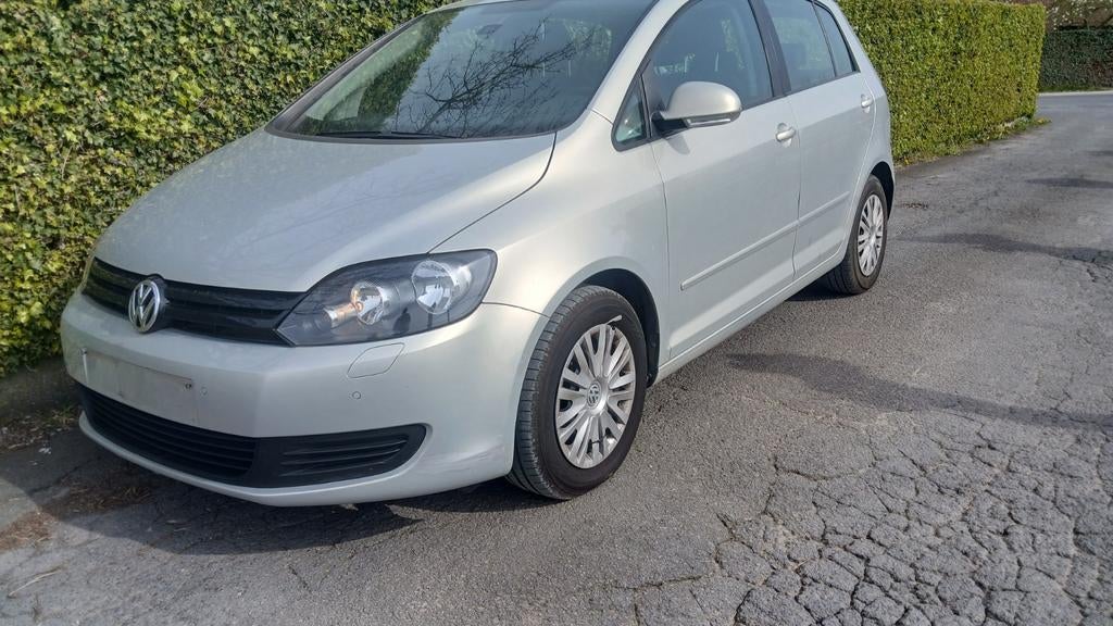Golf 6 Plus 1.6tdi peu de km, Autos, Achat, Noir, 5 portes, Tissu