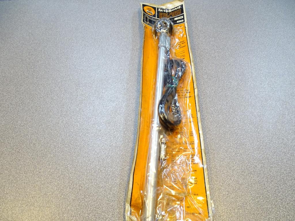 Nieuwe antennes voor oldtimers, Auto diversen, Autoradio's, Nieuw, Ophalen of Verzenden