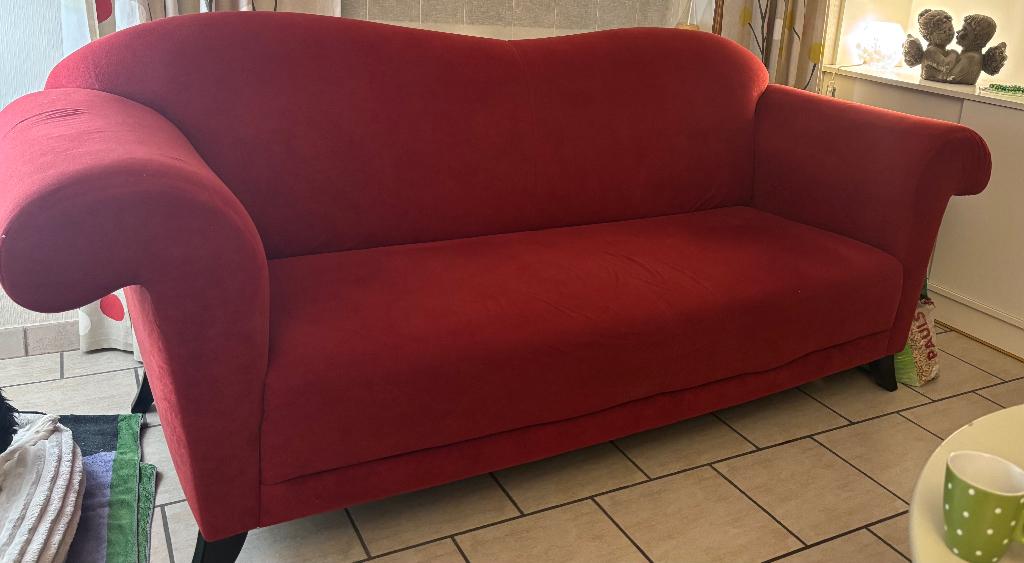 Canapé rouge en tissu, 200 à 250 cm, Enlèvement, Utilisé, Tissus