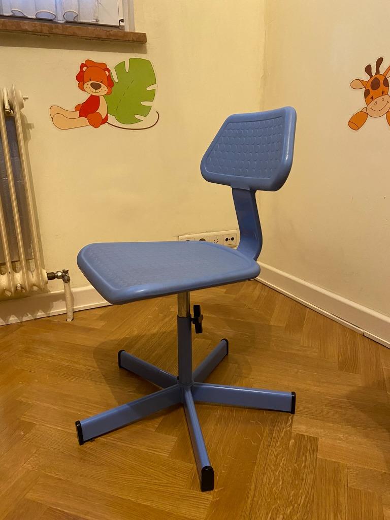 chaise de bureau bleue pour enfant, Enlèvement, Utilisé, Bleu, Chaise de bureau