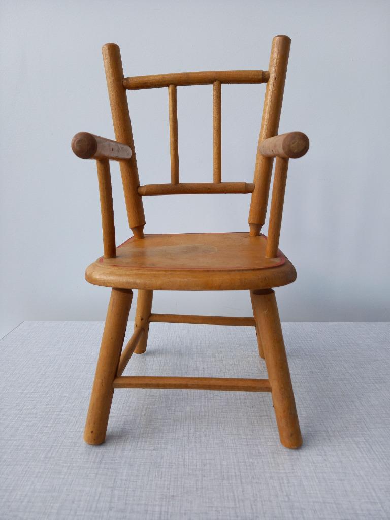 Ancienne chaise de poupée Torck des années 60-70 en hêtre., Antiquités & Art, Enlèvement ou Envoi