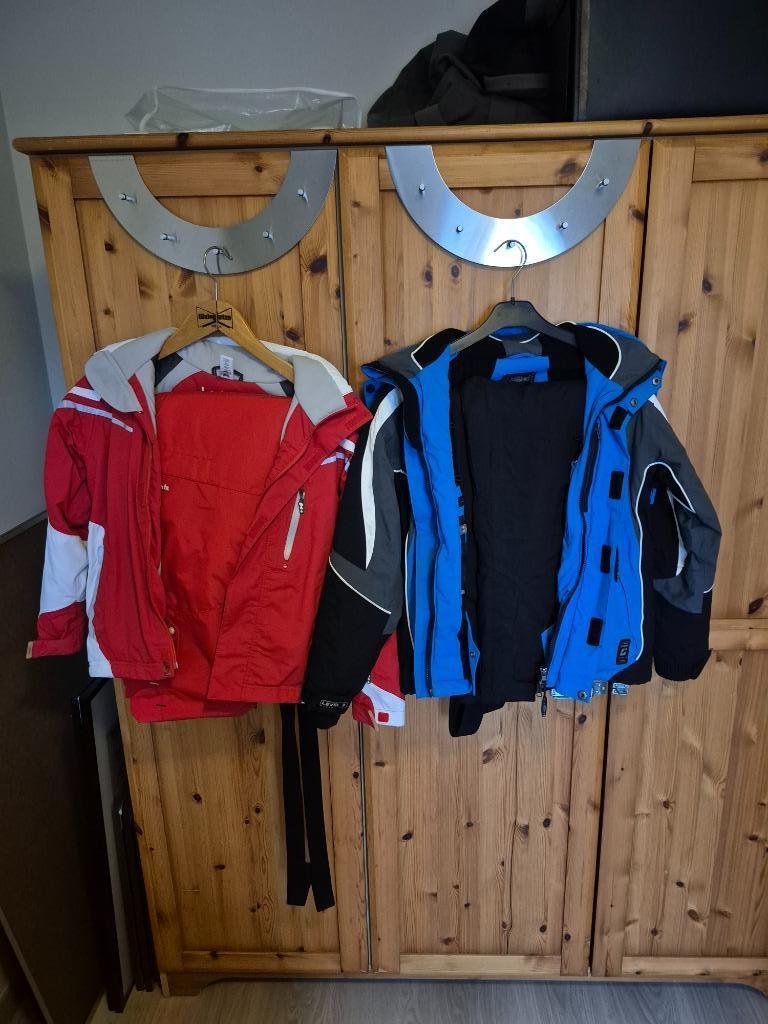 Skipak Rood Wedze kind, Sport en Fitness, Overige merken, Ophalen of Verzenden, Zo goed als nieuw, Kleding