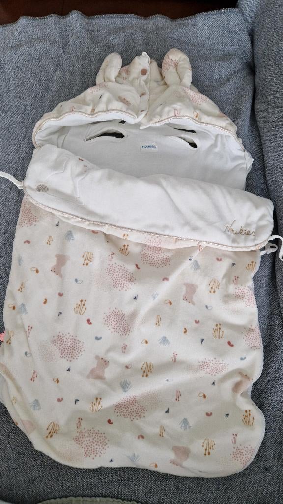 Noukie's engelennestje voor in Maxi cosi, Ophalen