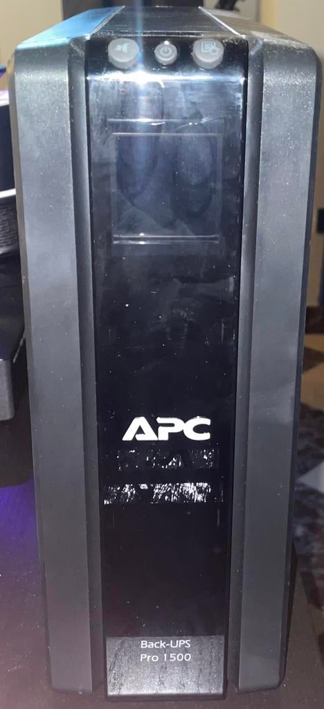 Apc back-ups pro 1500, Ophalen, Gebruikt
