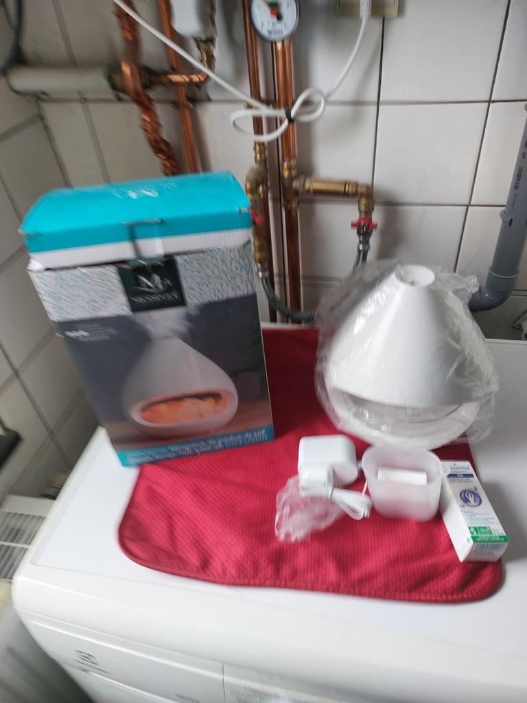 A VENDRE DIFFUSEUR LAMPE PIERRE DE SEL  NEUF, Enlèvement, Comme neuf