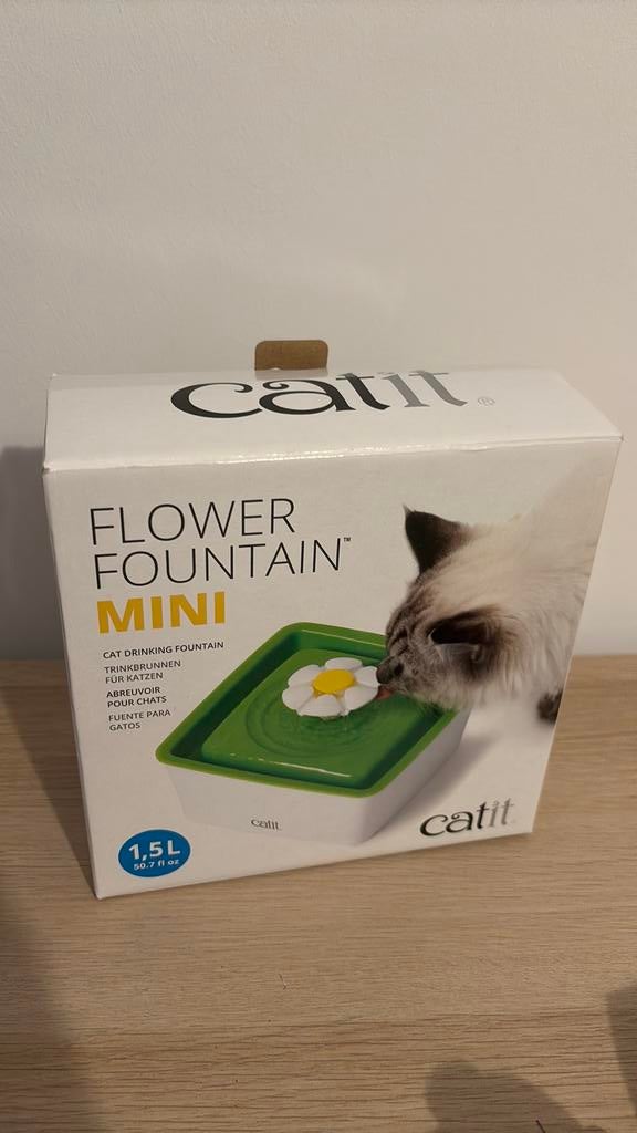 Catit flower fountain mini, Enlèvement ou Envoi, Comme neuf