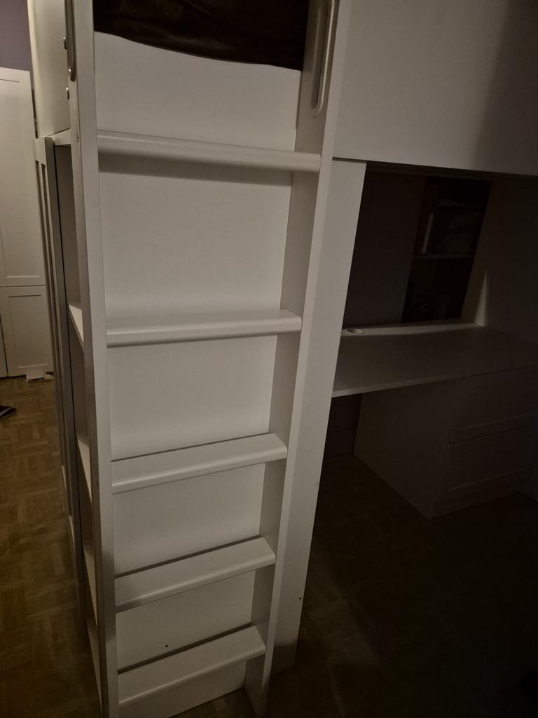 Ascenseur avec bureau et armur+ 2 étages d'aménagement, Enlèvement, Comme neuf