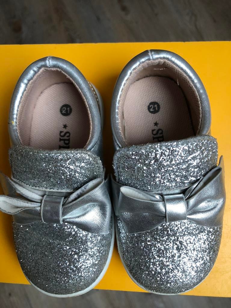 Chaussures argentées pour enfants - marque Sprox - taille 21, Enlèvement, Comme neuf