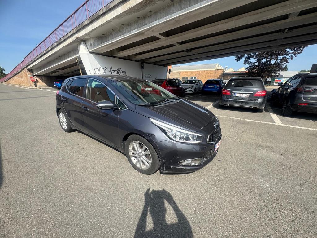 Kia Ceed, Autos, Kia, Achat, Boîte manuelle, 5 portes, Diesel