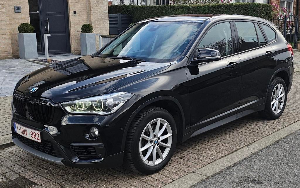 BMW X1 2018  78000km Automatique, Autos, BMW, Particulier, X1, Bluetooth, Rétroviseurs électriques, Assistance au freinage d'urgence