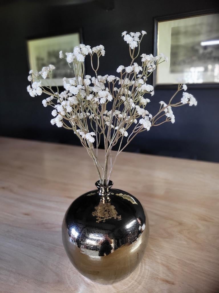 Vaas met kunstbloemen, Huis en Inrichting, Woonaccessoires | Droogbloemen, Ophalen