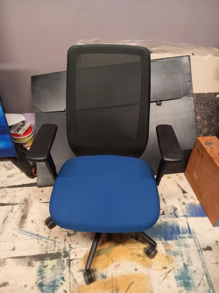 Ergonomische bureau stoel kinnarps, Huis en Inrichting, Bureaustoelen, Ophalen