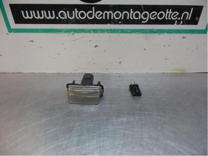 Kenteken Verlichting van een Peugeot Partner (Partner 02-), Gebruikt, -, -, Ophalen of Verzenden
