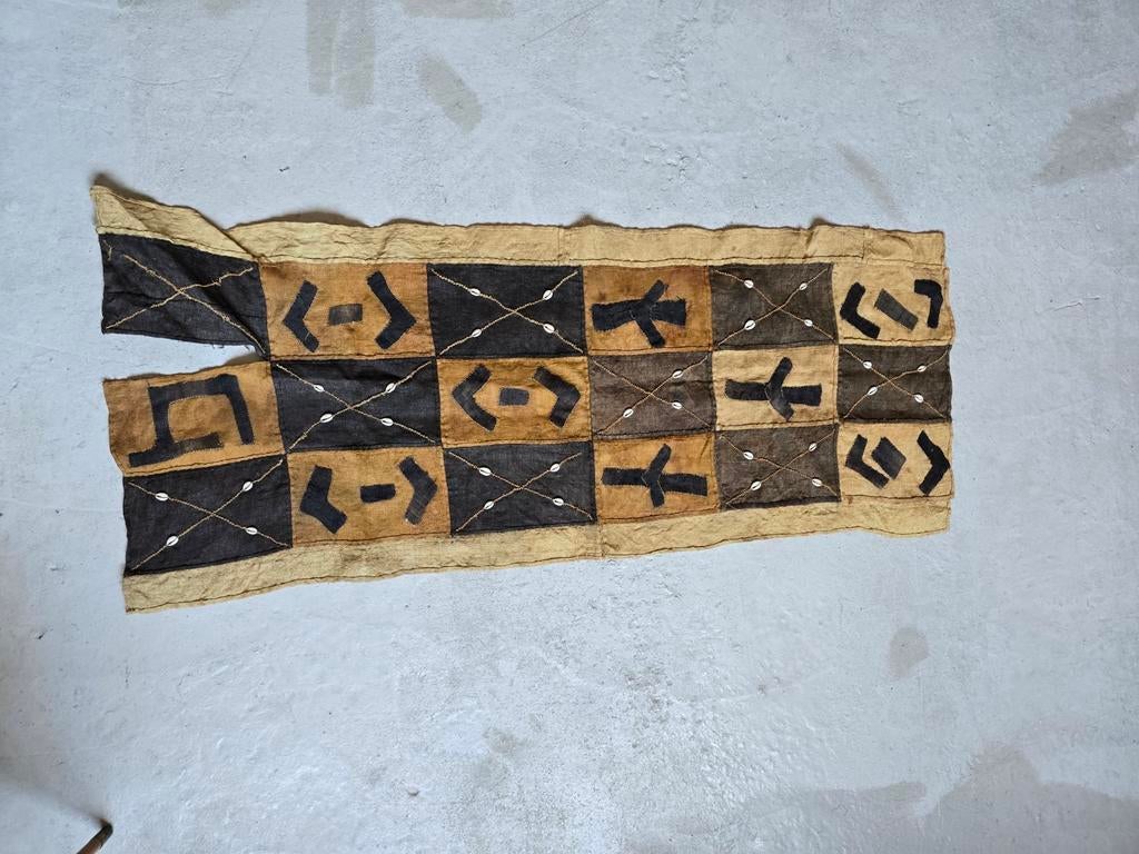 Antiek afrikaans, Antiek en Kunst, Antiek | Tapijten, Tafelkleden en Textiel, Ophalen of Verzenden