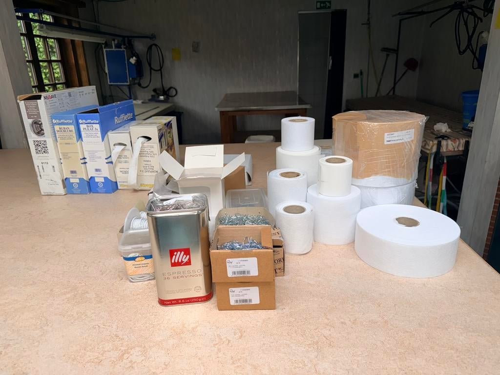 Naaiatelier / gordijn accessoires – grote partij – hobby, Ophalen, Gebruikt