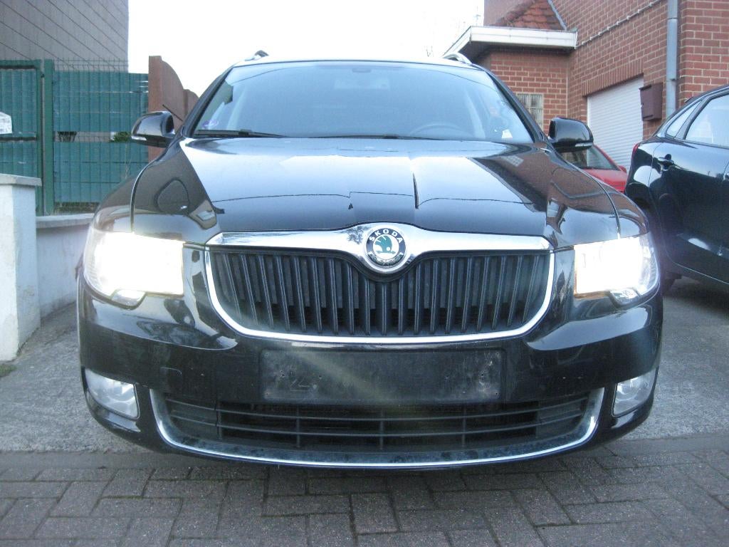 Skoda Superb Break 1.8 TFSI Automatique DSG CT ok Garantie, Autos, Skoda, Cuir, Euro 5, Achat, Entreprise