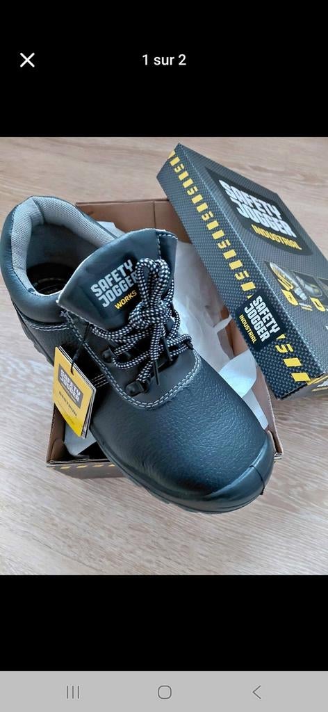 Chaussures de sécurité en cuire neuve T43, Bricolage & Construction, Vêtements de sécurité