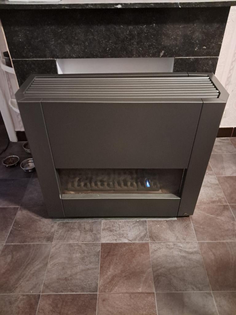 Poêle à gaz., Enlèvement, Utilisé