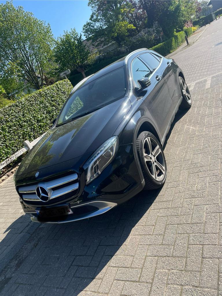 Mercedes gla 180 essence, Auto's, Mercedes-Benz, Particulier, GLA, Benzine, Handgeschakeld, Ophalen