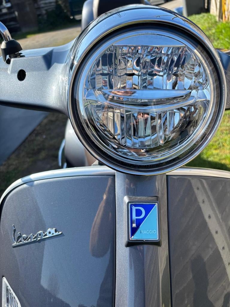 Belle vespa 300gts, Motos, Enlèvement