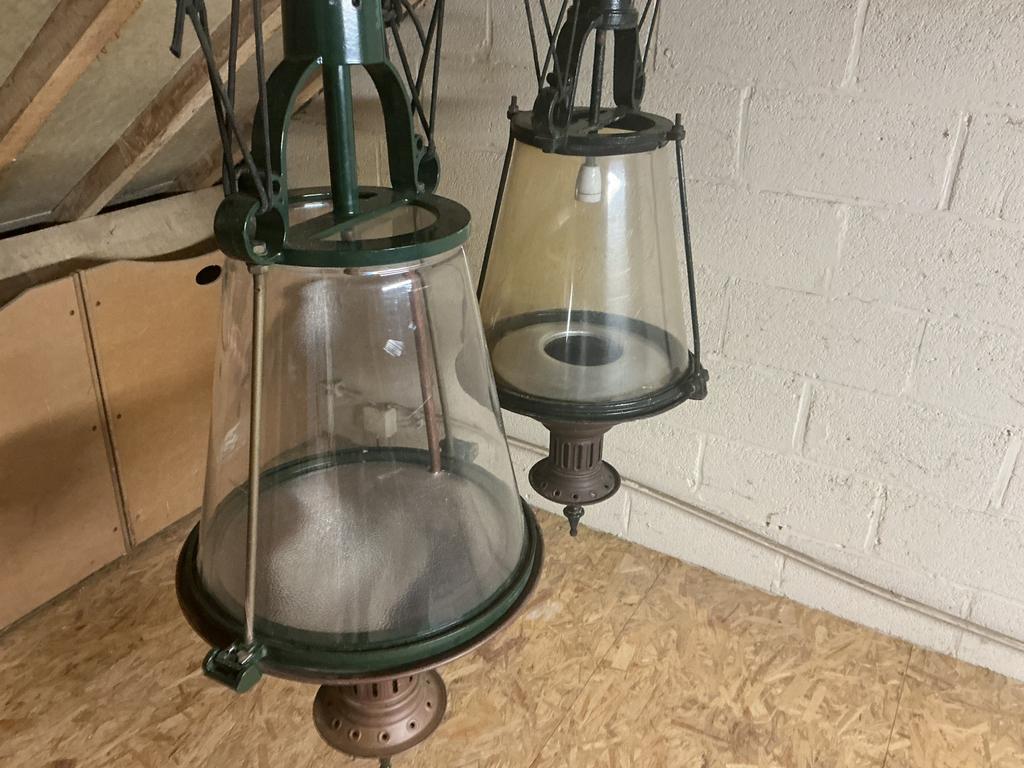 2 Grote anieke lampen, Ophalen, Zo goed als nieuw