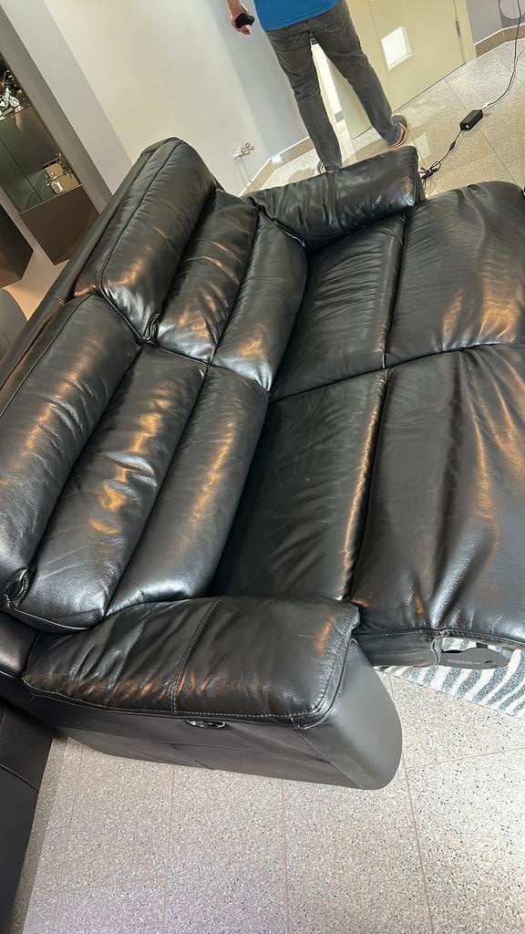 Twee leren zetels, Ophalen, Zo goed als nieuw, Rechte bank, Leer