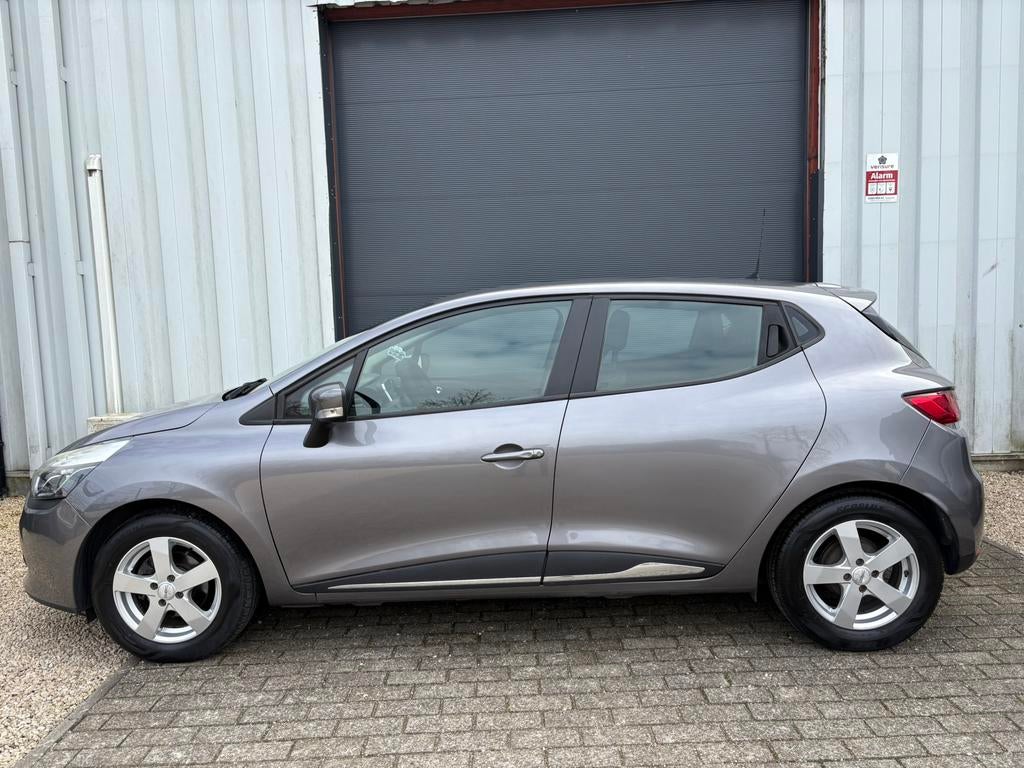 Renault clio 1.2 benzine#88000km#Gps#bluetooth#airco#euro6B#, Auto's, Renault, Voorwielaandrijving, Testrit aan huis, 4 cilinders