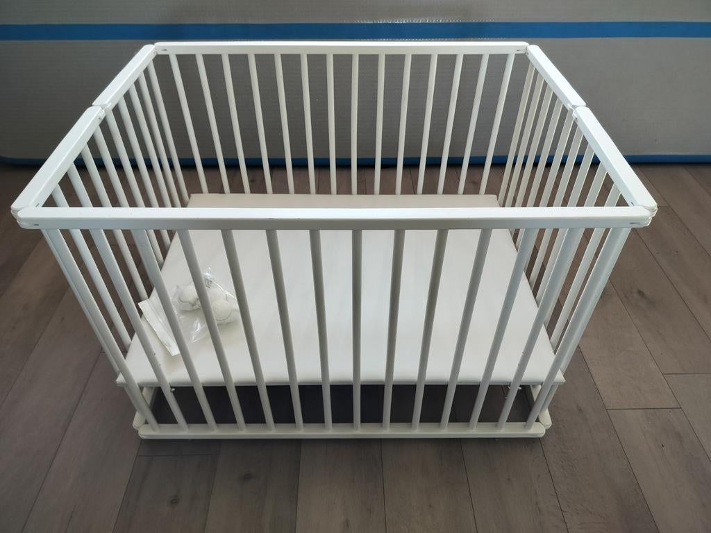 Plooibare wieg op wieltjes ( merk: petite Amelie), Enlèvement, Roulettes