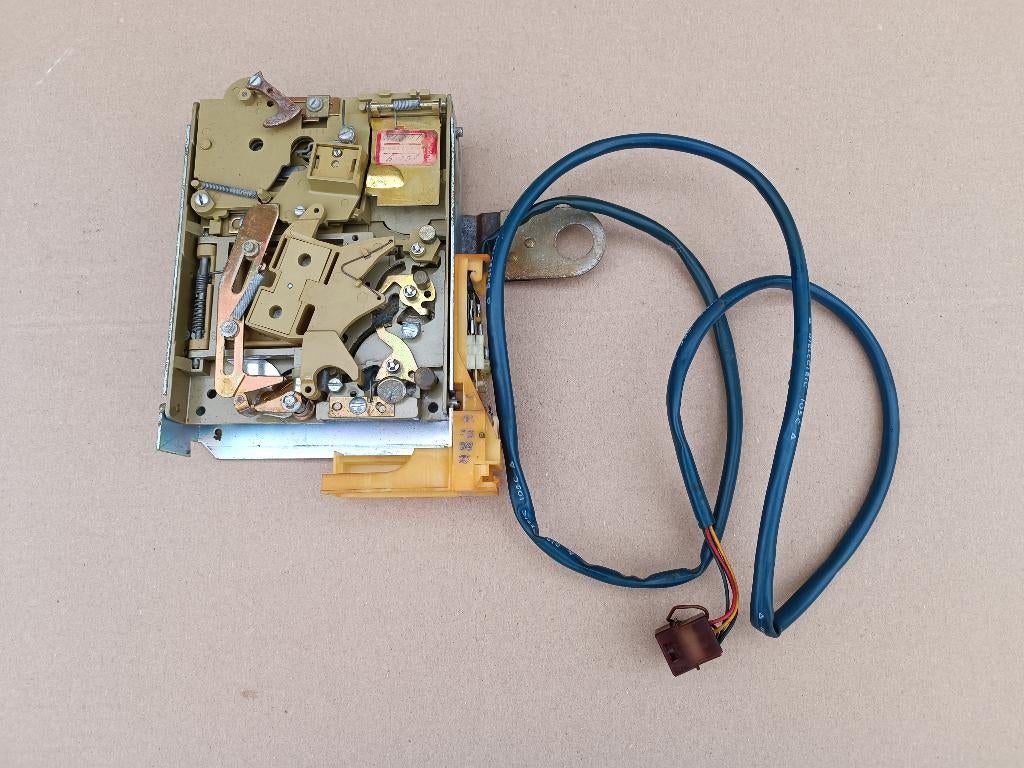 Muntproef/ USA Seeburg LS1 (1968) jukebox, Verzenden, Seeburg