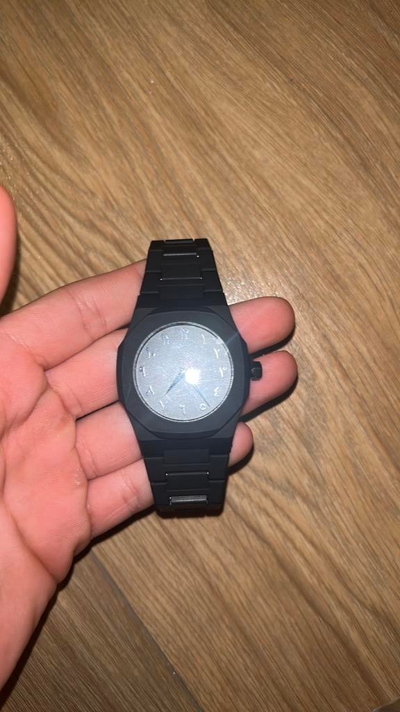 Montre arbabic, Enlèvement, Comme neuf