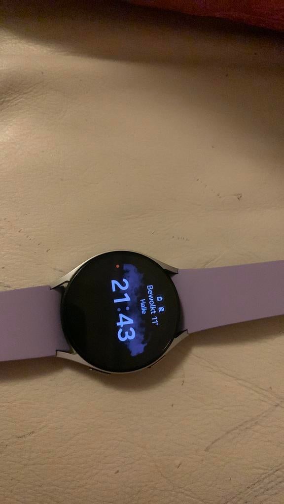 Samsung watch 5, Ophalen, Paars, Zo goed als nieuw, Waterdicht